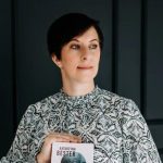 Pisarka z Rzeszowa zaskakuje. Mroczny thriller „Ósma Ofiara” nowym dziełem Katarzyny Bester