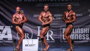 Policjant z Rzeszowa zdobył dwa złota w kulturystyce [ZDJĘCIA]