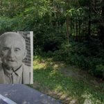 Trwają poszukiwania zaginionego 84-latka. Był widziany na cmentarzu i w lesie