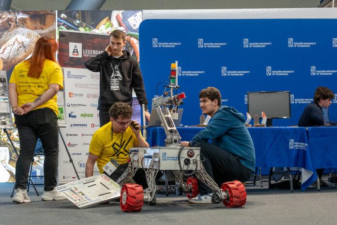 xChallenge-27 Czwarta edycja xChallenge dobiega końca. Zobacz co działo się na zawodach robotów