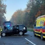 Dachowanie samochodu w Tryńczy. 9-latka w szpitalu