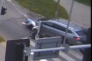Kierowca potrącił 12-latka na pasach i uciekł. Rzeszowska policja szuka świadków [WIDEO]