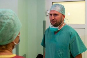 Lekarz z rzeszowskiego USK z prestiżowym certyfikatem. Wyróżnienie dla Marcina Bajorka