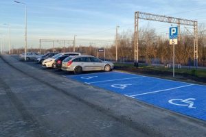 Nowe parkingi przy przystankach kolejowych na Podkarpaciu. Koszt? Prawie 2 mln zł [ZDJĘCIA]