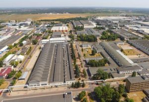 Nowe rondo i droga przy ważnej strefie ekonomicznej i lotnisku. Będą utrudnienia w ruchu