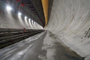 Pierwsza nitka tunelu na S19 wydrążona już w grudniu? Przed "Karpatką" zostało 100 metrów [ZDJĘCIA, WIDEO]