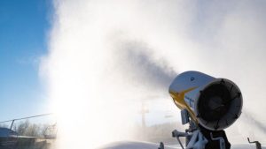 Stoki narciarskie w Bieszczadach i Beskidzie Niskim w gotowości. Pierwszy śnieg to za mało, żeby poszusować