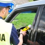 Wrocławianin zatrzymał pijanego kierowcę na Podkarpaciu. 45-latek miał głowę na kierownicy