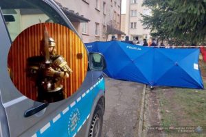 Wstrząsające wyniki sekcji zwłok po tragedii w Sanoku. Matka zginęła od ciosów mieczem, syn od kul