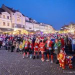 Inwazja Mikołajów na rzeszowskim Rynku. Prawie 800 osób w świątecznym biegu [ZDJĘCIA]
