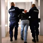 Koszmar rodziny z Podkarpacia. Prześladowca poznany w Internecie groził śmiercią i żądał 100 tys. złotych [WIDEO]