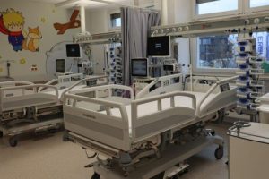 Nowy dziecięcy OIOM w Rzeszowie otwarty. To jedyne takie miejsce na Podkarpaciu [ZDJĘCIA]