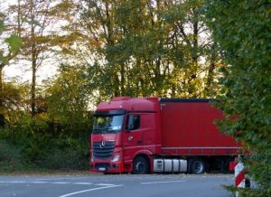 Oferta pracy: Kierowca samochodu do transportu ciężarówek w Rzeszowie