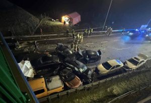 Paraliż na „kręgosłupie” Podkarpacia. Potężny karambol na S19