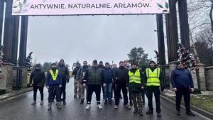 Policjanci i mieszkańcy Przemyśla pokonali 36 km dla chorej Moniki