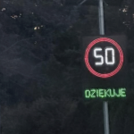 Rzeszów mówi "Dziękuję"... przepisowym kierowcom. Interaktywny system straszy piratów mandatami i liczbą punktów karnych