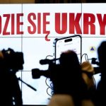 Schrony w Rzeszowie już w dwóch rozwiązaniach na komórkę. Która apka jest lepsza: PIS-u czy KO?