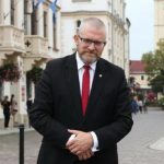 Siedem zarzutów dla Grzegorza Brauna. Zakończył się pierwszy proces w Warszawie