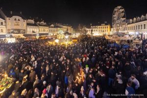 Sylwester na rzeszowskim Rynku. Pożegnanie roku bez huku fajerwerków [PROGRAM]