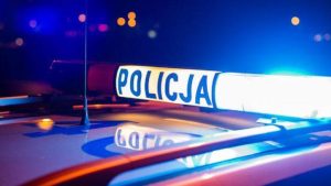 Tragedia po świątecznym spotkaniu. 45-latek odnaleziony martwy na klatce schodowej