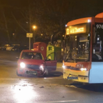 Zderzenie autobusu MPK z taksówką w Rzeszowie. Wymuszenie pierwszeństwa