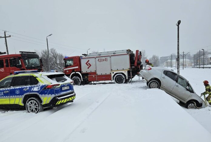 jarosla-upadek-z-rampy-03