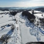 Niebezpieczny zator lodowy powstał na Sanie? Sytuacja jest monitorowana [ZDJĘCIA]