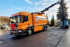 Nowoczesny pojazd w rzeszowskim MPWiK. W całym kraju jest ich tylko 50 [ZDJĘCIA]