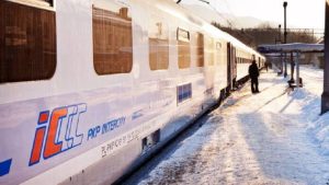 Pogoda paraliżuje PKP. Największe opóźnienie to ponad 4 godziny