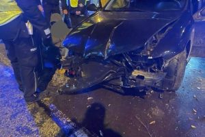 Pościg za pijanym kierowcą z Kolbuszowej do Rzeszowa. 27-latek staranował radiowóz [ZDJĘCIA]