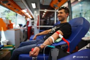 Regionalne Centra Krwiodawstwa biją na alarm. Ponad 3 mln zł zaległości w Rzeszowie