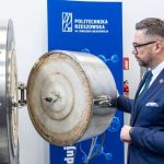 Substancje żrące, łatwopalne i wybuchowe. Politechnika Rzeszowska ma magazyn chemiczny za 11,5 mln zł