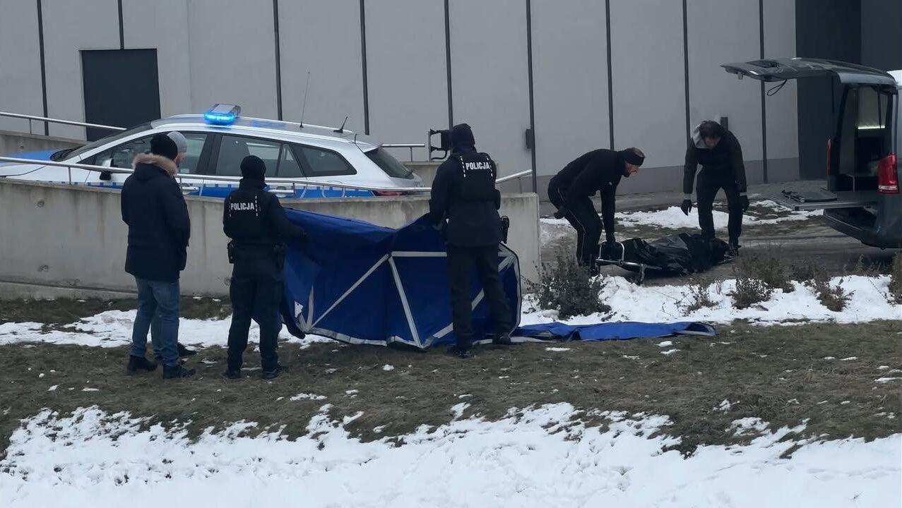 wypadł z wieżowca rzeszów