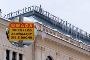 Walka z zimą w Rzeszowie trwa. Nad głowami czai się śmiertelne zagrożenie [ZDJĘCIA]