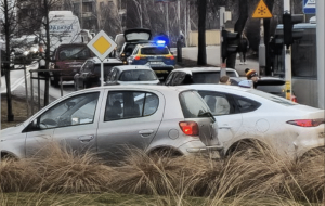 "Efekt lejka" paraliżuje Rzeszów. Akcja policji i karetka na sygnale
