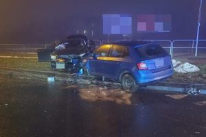 Groźny wypadek na rondzie Kuronia w Rzeszowie. Cztery osoby w szpitalu [ZDJĘCIA]