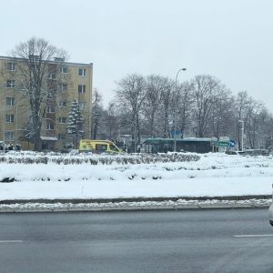 Kolizja przy rondzie Jana Pawła II zablokowała część Rzeszowa