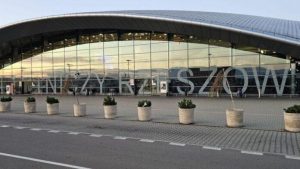 Miał przekazywać informacje o zabezpieczeniach Jasionki. Jest wyrok