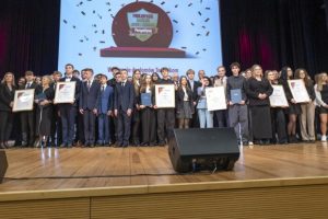 Najlepsze licea i technika na Podkarpaciu nagrodzone. Na czele szkoły spoza Rzeszowa [RANKING]