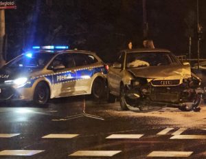 Nocne zderzenie na ważnej drodze w Rzeszowie. Kraksa w ciągu Alei Niepodległości
