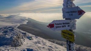 Wybierasz się w Bieszczady? Warunki na szlakach trudne przez zmianę temperatur