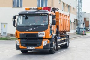 Mobilna zbiórka odpadów w Rzeszowie. Za darmo oddacie odzież, leki i chemikalia [HARMONOGRAM]