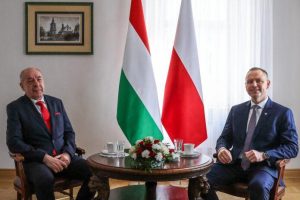 Przyjaźń polsko-węgierska uczczona w Przemyślu. Nawrocki jeszcze dziś spotka się z Orbanem