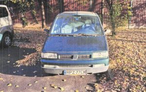 Rzeszów walczy z „wrastającymi” autami. Kolejne wraki zniknęły z ulic