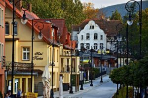 Uzdrowisko na zakręcie. Czy Rymanów-Zdrój wciąż „oddycha razem z Tobą”?