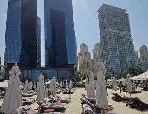 Wakacje marzeń zmieniły się w koszmar. Rzeszowianie uwięzieni w Dubaju: "Państwo o nas zapomniało"