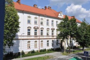 Jakie są najlepsze szkoły średnie? Rzeszowskie liceum na drugim miejscu w Polsce!