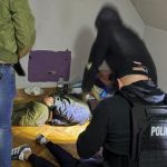 Krwawy atak na przystanku. Sprawcy grozi... 20 lat więzienia! [ZDJĘCIA]