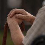 Niemal 7 tysięcy złotych dla najstarszych seniorów. Liczba beneficjentów rośnie