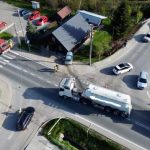 "Oszukać przeznaczenie" na DK19. Fotografie z kolizji wskazują, że zadziałały tu siły wyższe [ZDJĘCIA]